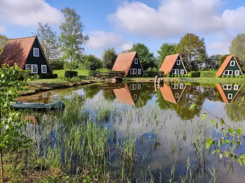 Cottage with Garden, Near Fishing Pond Hotels in Marknesse