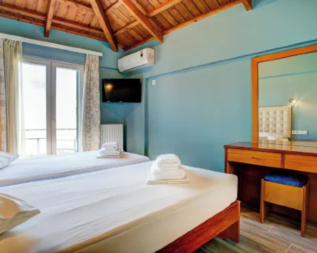 Heliotrope the Studios Hotels in Lesbos