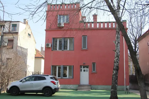 Guest House Miss Depolo - Bed and Breakfasts
