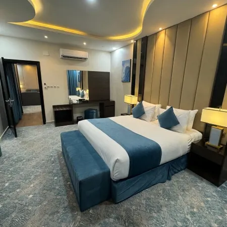 Summer Season Hotel