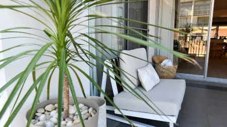 Canal Breeze Retreat Отели в г. Мандурах