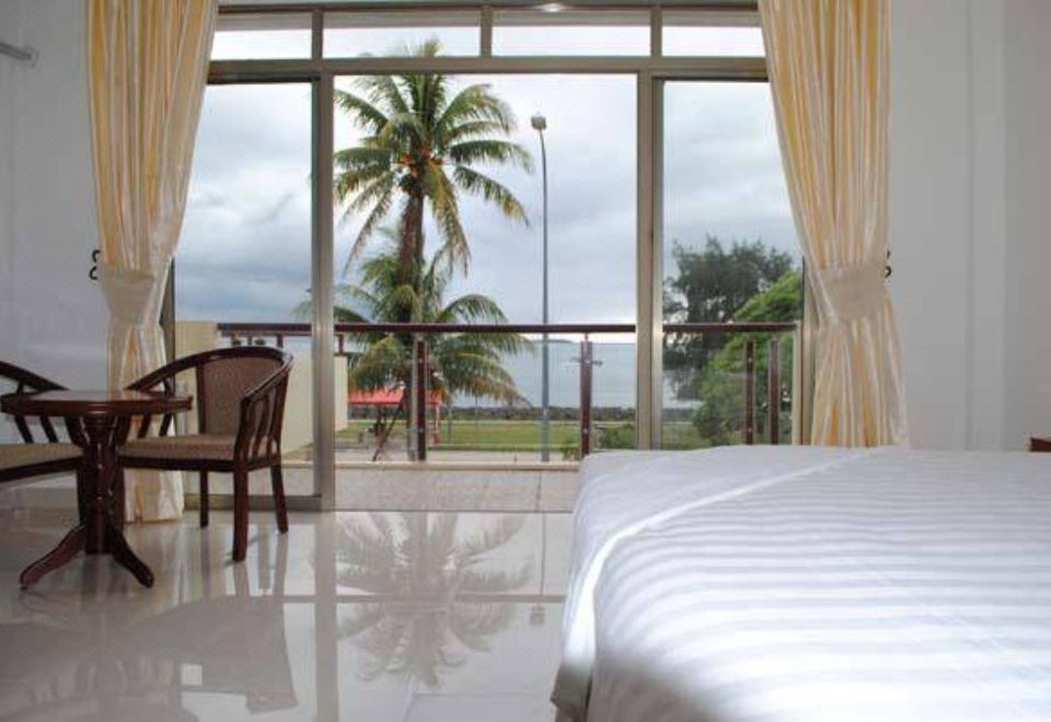 에메랄드 호텔 & 레스토랑 썸네일