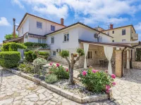 Nika Hotels in der Nähe von Restaurant Umag