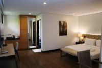 Dolores Tropicana Resort