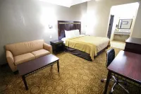 福布魯克市中心伊克諾套房酒店