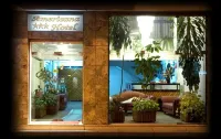 Americana Hotel