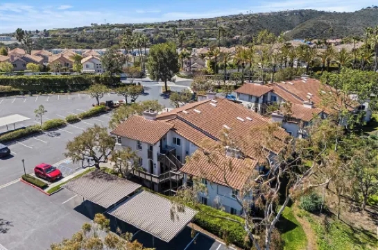 Close to Beach w Patio Resort Amenities the Point at Corniche by AvantStay STR16-0458