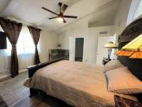 Home Near Downtown Peoria, 15mins to SF Stadium