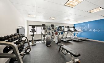 Holiday Inn Express & Suites Raleigh NE - Medical Ctr Area