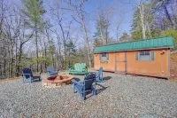 Cozy Family Cabin w/ Hot Tub - 10 Mi to App State! - 3-stjärniga