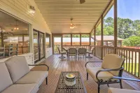 The Lake Escape: Boat Dock, Fire Pit, Kayak! - Homestays