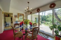 Spacious San Antonio Home ~ 5 Mi to Downtown! - Country Houses