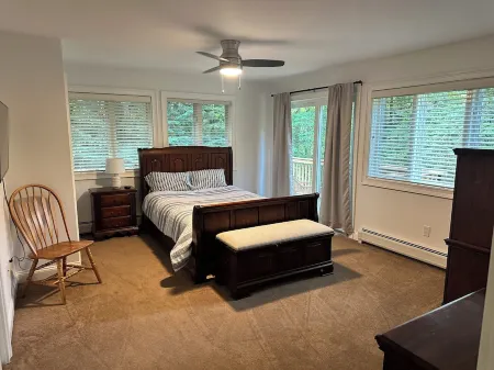 Our Quechee Escape: Spacious 5 - bedroom home in breathtaking central Vermont