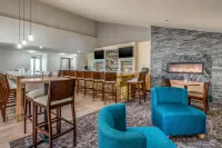 Holiday Inn 科德角 - 海恩尼斯 - 酒吧