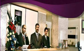 Hotel Midtown Pritam