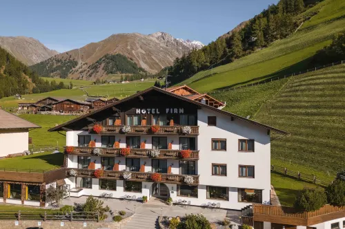 Smart Hotel Firn Hotels in Schnals