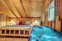 Helen Area Rustic Retreat ~ 5 Miles to Main Street - Homestays