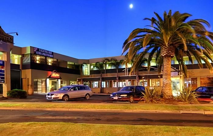 Mornington Hotel