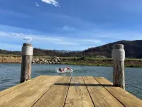 Meyers Loft - Hot Spring - Farm Hotels in Plumas County