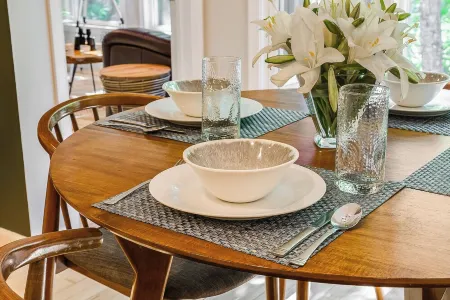 New! 3800 sq ft of Fun! Pool Table, Ping Pong, Pac-Man - in Resort - Sleeps 14