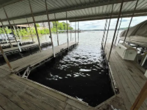 Osage Oasis Unmatched Views, Convenient Location