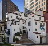 Plaza la Reina Hotels in Westwood