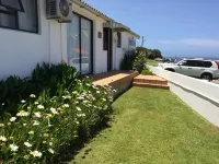 Breeze Inn Guesthouse Hotels in Kidd`s Beach