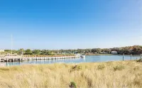 Walk to Private Beach & Unwind in a Heated Pool + Spa at This Beautiful Retreat! - Wifi
