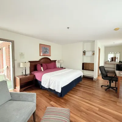 Inn at Cemetery Hill Hotels near Rupp House