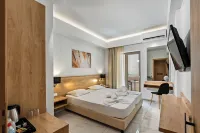 Marvel Deluxe Rooms Hotels in Nea Alikarnassos