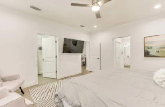 3 Mi to Usf: Dog-friendly Home w/ Large Yard