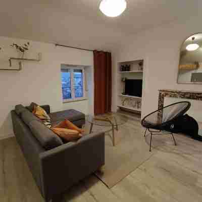 Appartement Cosy - Vue Théâtre Antique & Jardin de Cybèle Others