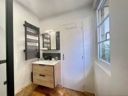 "Le Panorama du Quai Henri IV" Port view - City center Отели в г. Дьеп