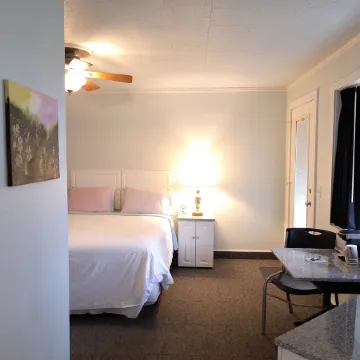 Murray Inn and Art Gallery