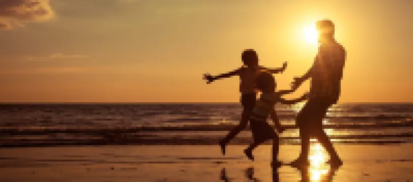 New near train station air conditioning and 3-star balcony