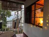 Cute 2Br Apartment with lake views & private garden! Everything you need + more.