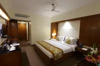 Hotel Plr Grand