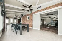 River Dream & Heated Pool & Movies & Dock & BBQ & Notre Dame