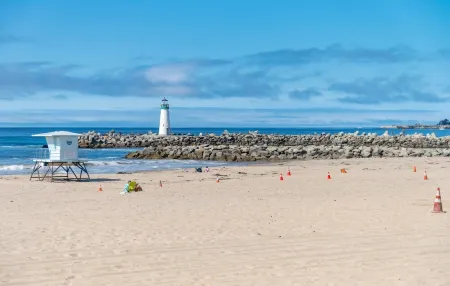 Beach Condo Retreat Walk to Award-Winning Beaches!