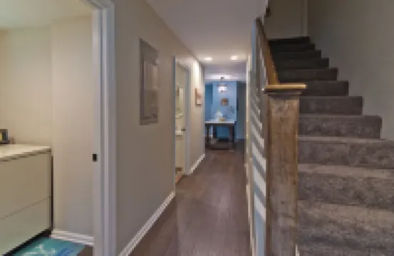 Private 2,000 Sq Ft Cottage in Historic Yorktown- w/ trolley access 約克鎮酒店