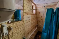 Cabin in the forest, near to ski lift, provide breakfast and dinner