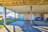 Coastal Atlantic Beach Duplex < 1 Mi to Boardwalk! - Parkplatz