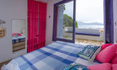 Casa COM Visa Para O MAR Hotels in Pereque-Mirim