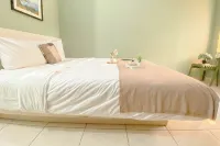 Cozy Stay Studio at 3Rd Floor Springlake Summarecon Bekasi Apartment Hotels in Cibogo
