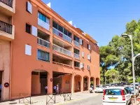 Charmant T2 avec Terrasse à Saint Aygulf - Idéal pour 3 personnes