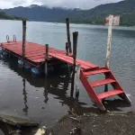 Beautiful Lakefront home: gardens 산티아고아티틀란 호텔