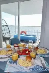 Charming house boat with 2 bedrooms and WiFi, AC in wonderful Islamorada