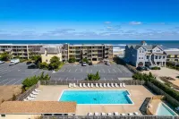 GSL2-Ocean-Front Condo Complex -Private Community Pool -OceanViews-Charming 2BR - 피트니스 시설