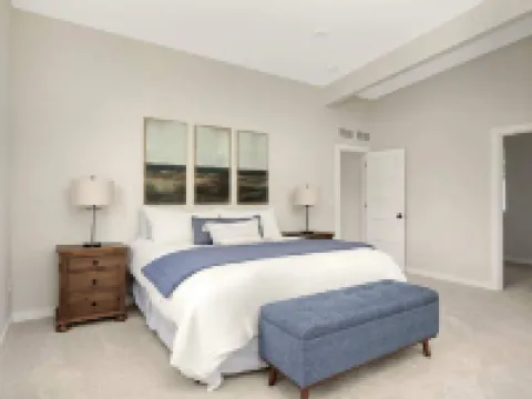 Charming 3-bedroom townhome with fitness room and AC in lovely Mankato