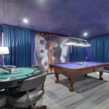 5BR, Speakeasy, Fire Pit, Pool Table, HotTtub